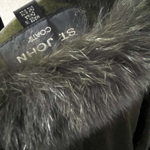 St. John Angora Cape lined with Fox Fur - Picture 5 of 6